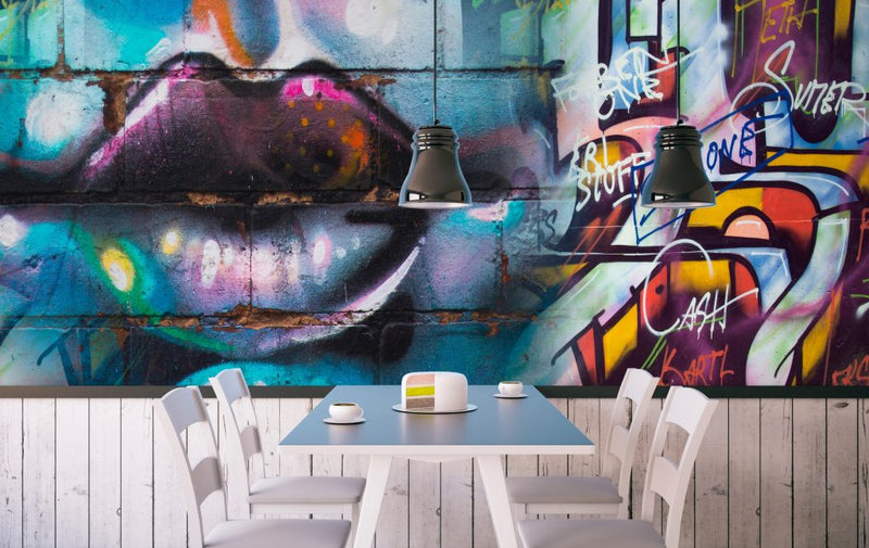carta-da-parati-graffiti-bacio-meraviglia-kiss-on-the-wall-ambientata